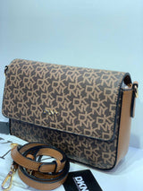 DKNY Femme Bryant Flap Crossbody Sac bandoulière