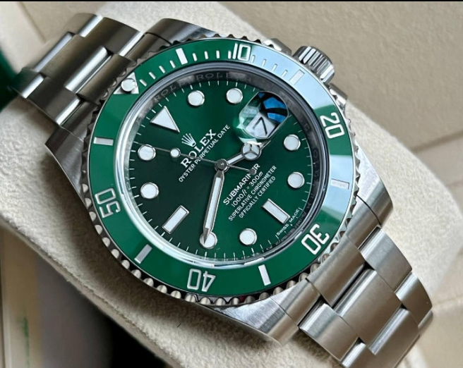 Montre Rolex Submariner Vert "Hulk" 116610LV Pour Homme – Montre Homme - Image 8