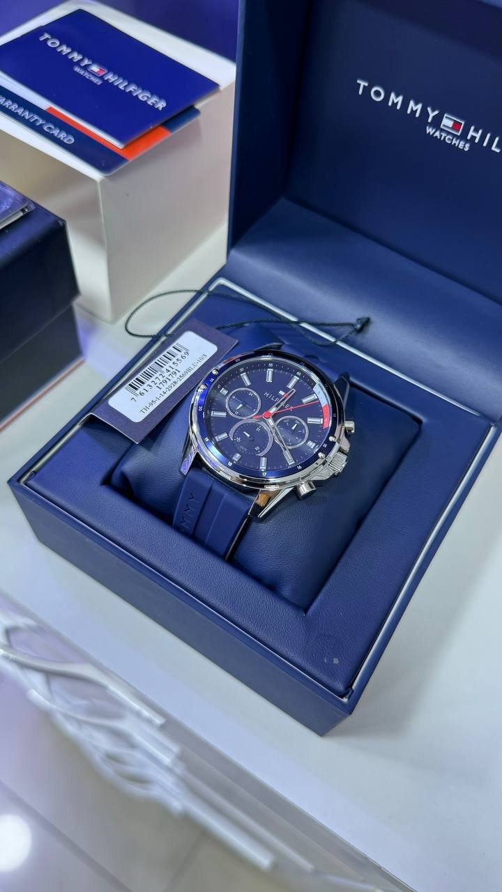 Tommy Hilfiger Men's Watch 1791791 blue silicone strap – Montre Homme - Image 5