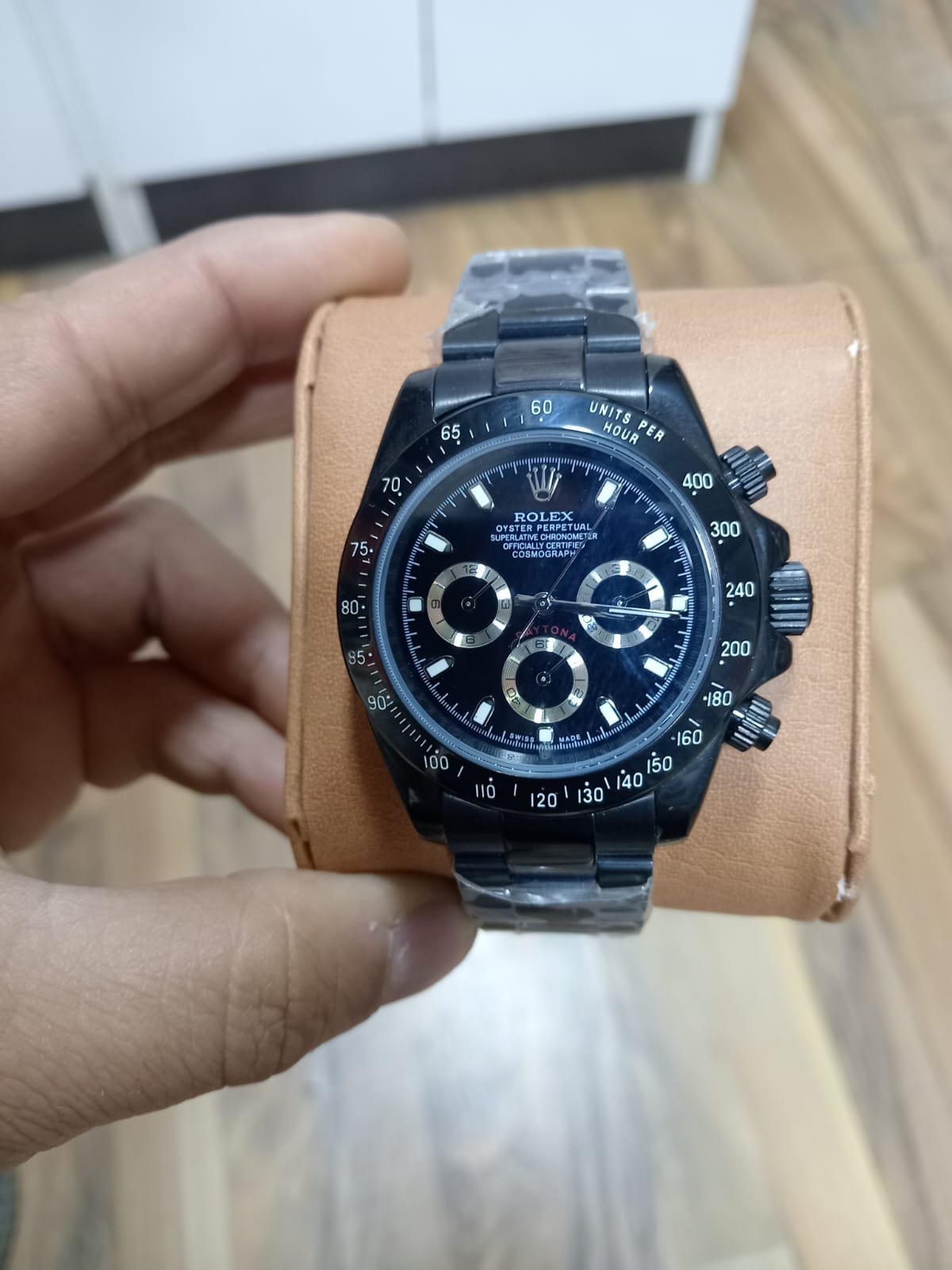 Montre Rolex Oyster Perpetual Cosmograph Daytona revêtement PVD/DLC noir 116520 – Montre Homme - Image 9