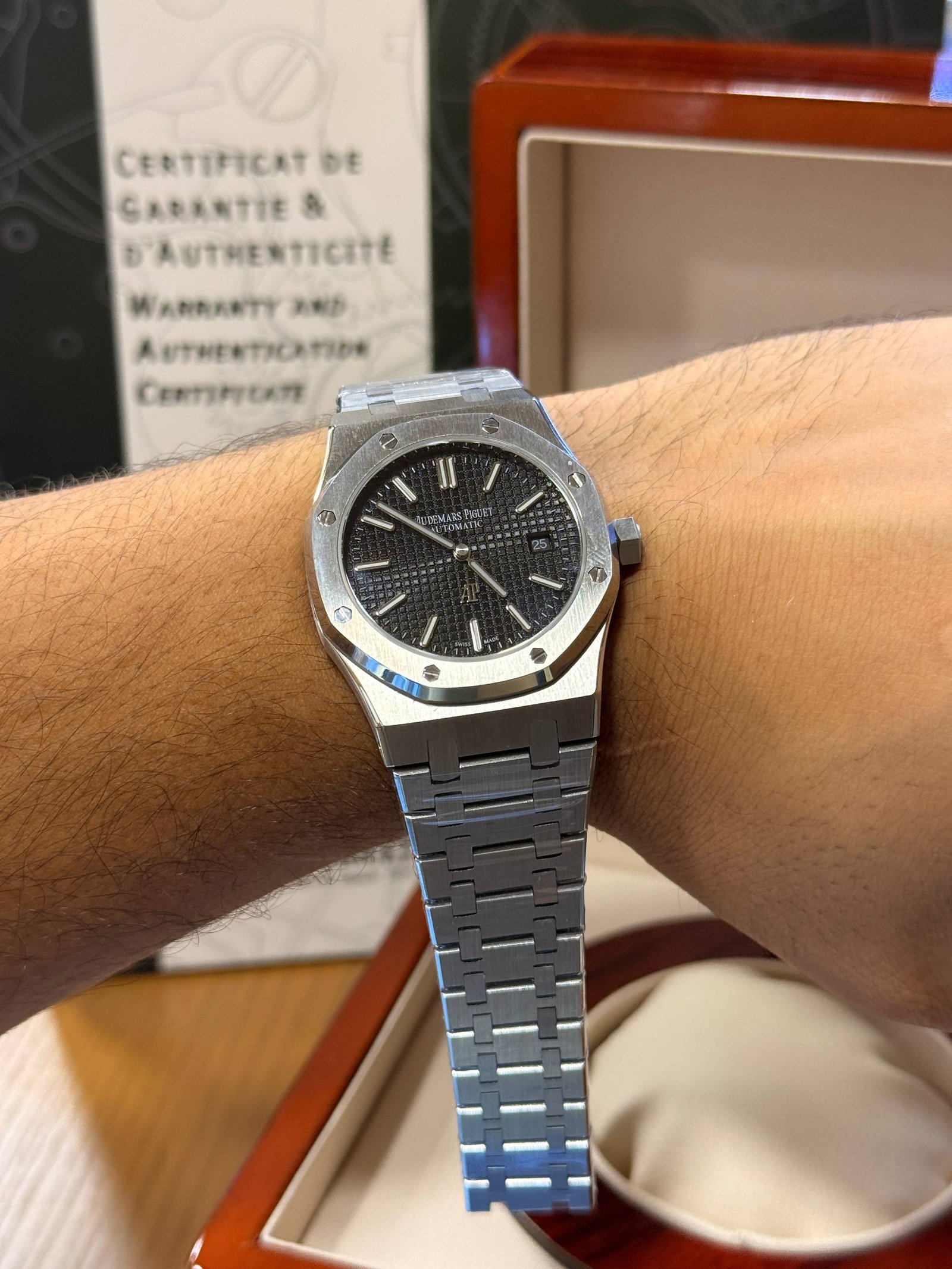 Audemars Piguet Royal Oak Black Dial – Montre Homme - Image 8