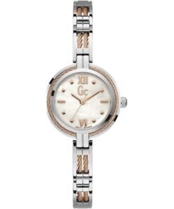 Montre GUESS Femme – caractère assumé