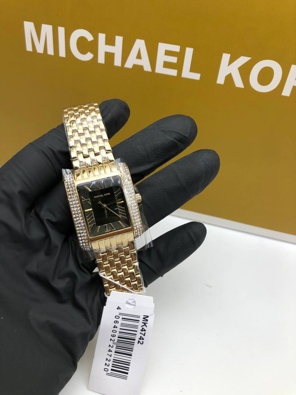 Montre Michael Kors Emery à trois aiguilles en acier inoxydable doré – Montre Femme – Image 5